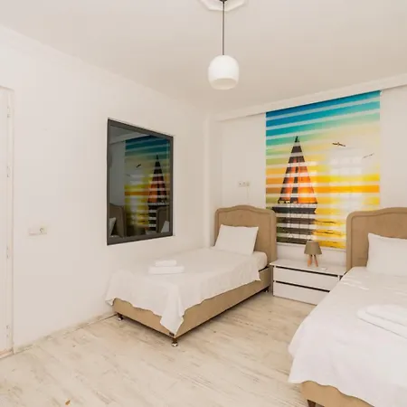 Edis Ulugoel Villa Kas